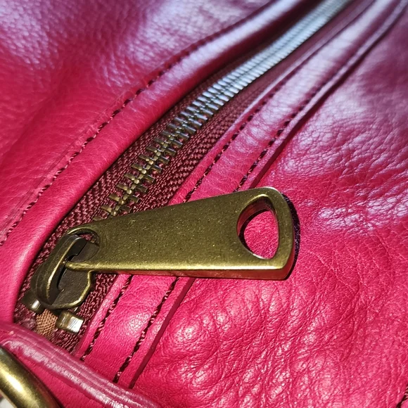 FOSSIL Explorer Leather Tote Hot Pink Magenta Foldover Brass Messenger Bag - Picture 7 of 14
